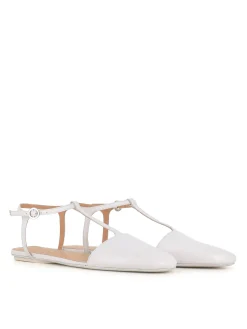Ballerina Distesa