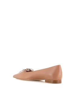 Ballerina Hedy