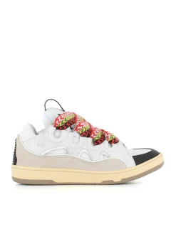 Sneakers Curb